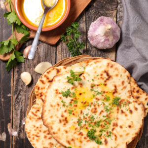 4 Garlic Naan Breads